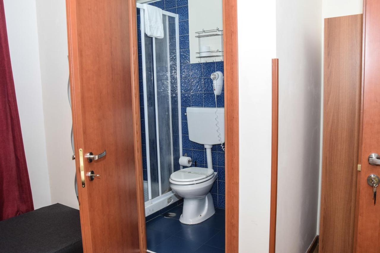 Double or Twin Room,926681527:JPEG